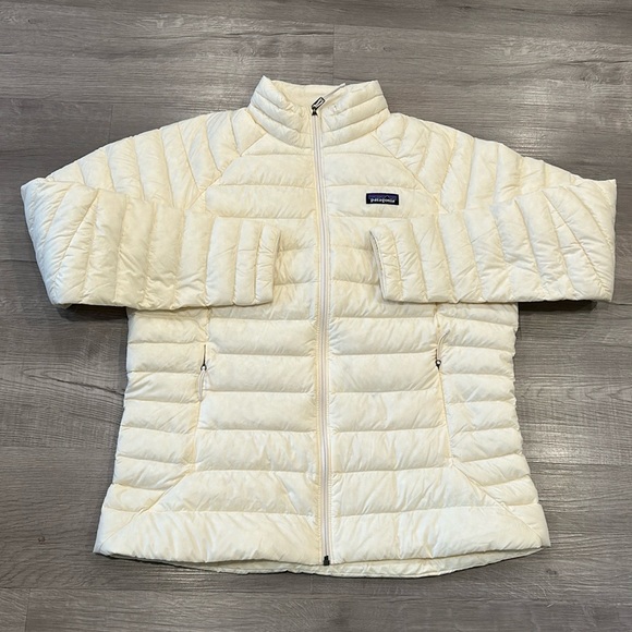 Patagonia Jackets & Blazers - PATAGONIA | Women's Down Jacket